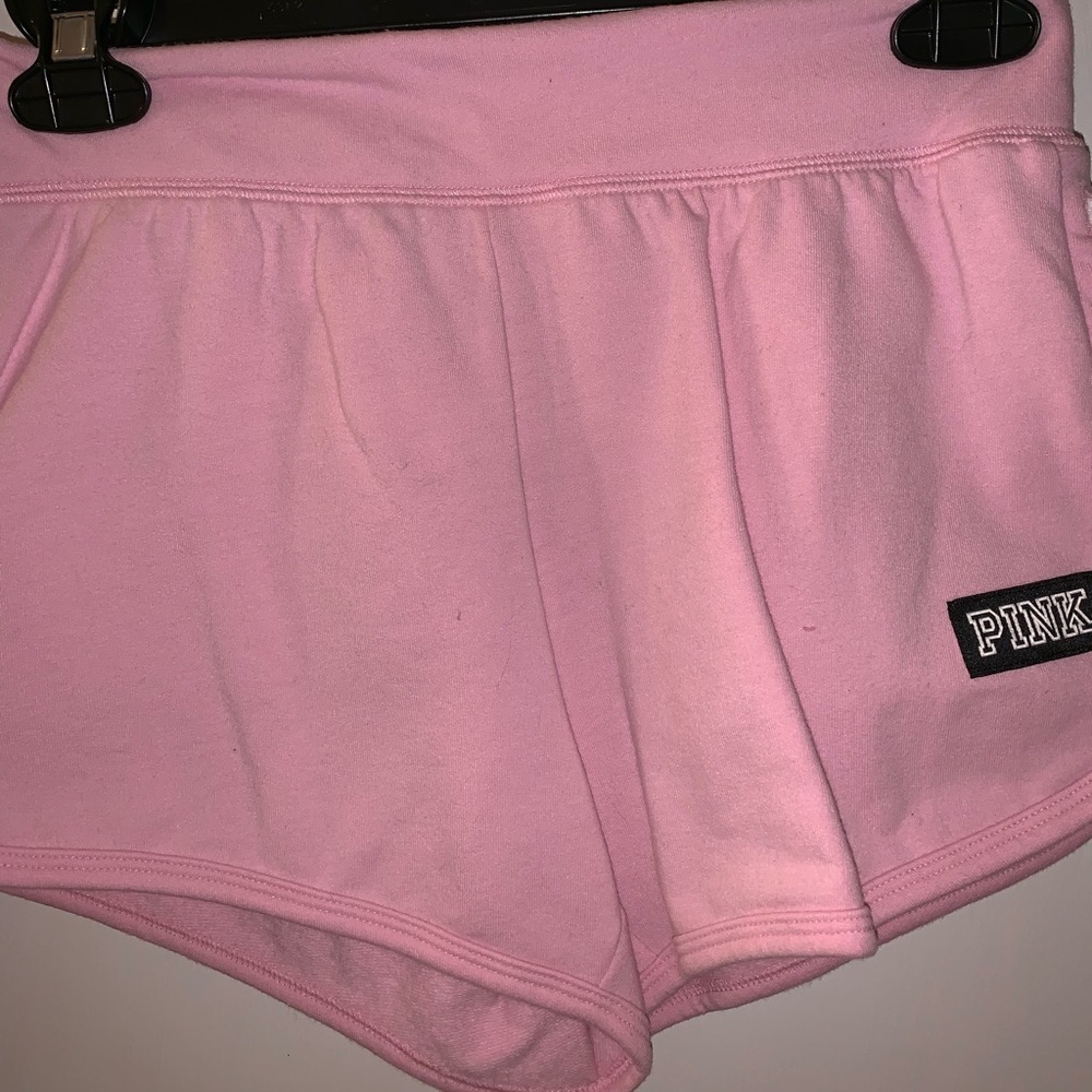 PINK SHORTS 🌸🧁🎀